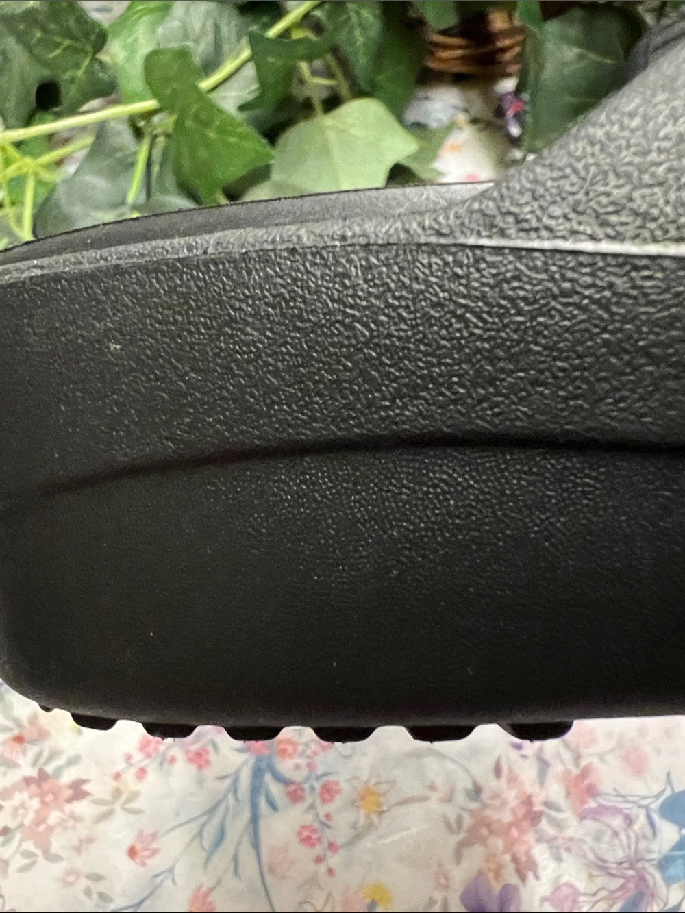 CROCS Black Slip-On Wedge Slide Sandals Size 7 - Picture 8 of 13